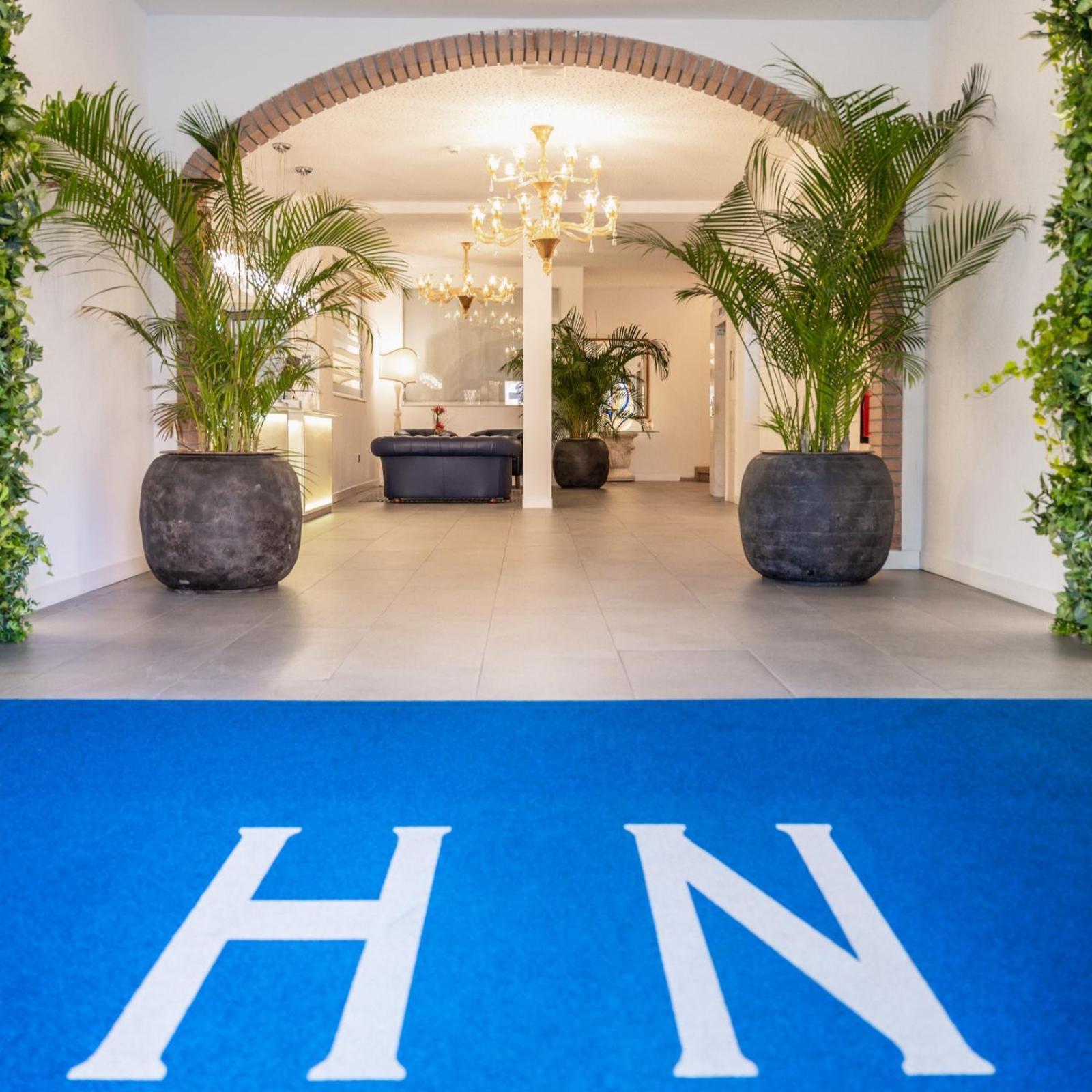 Hotel Nettuno 리도 디 예솔로 외부 사진